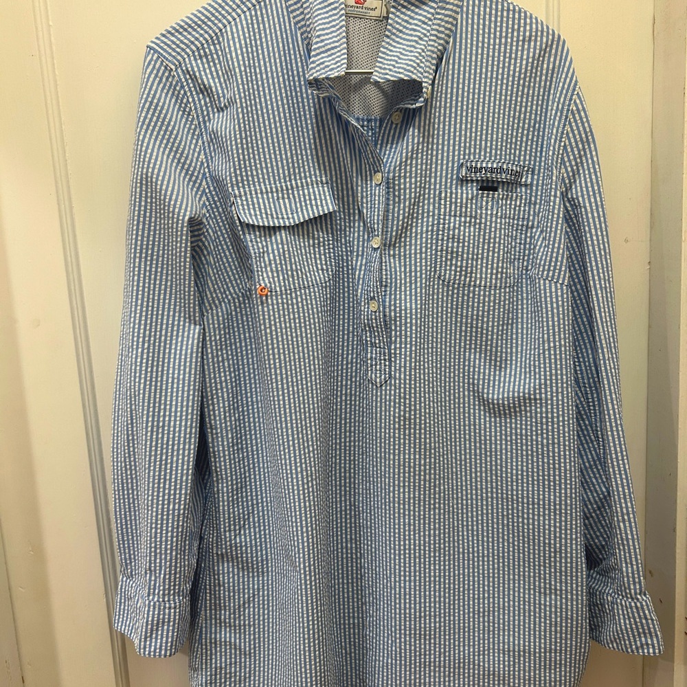 Vineyard Vines Blue and White performance coverup